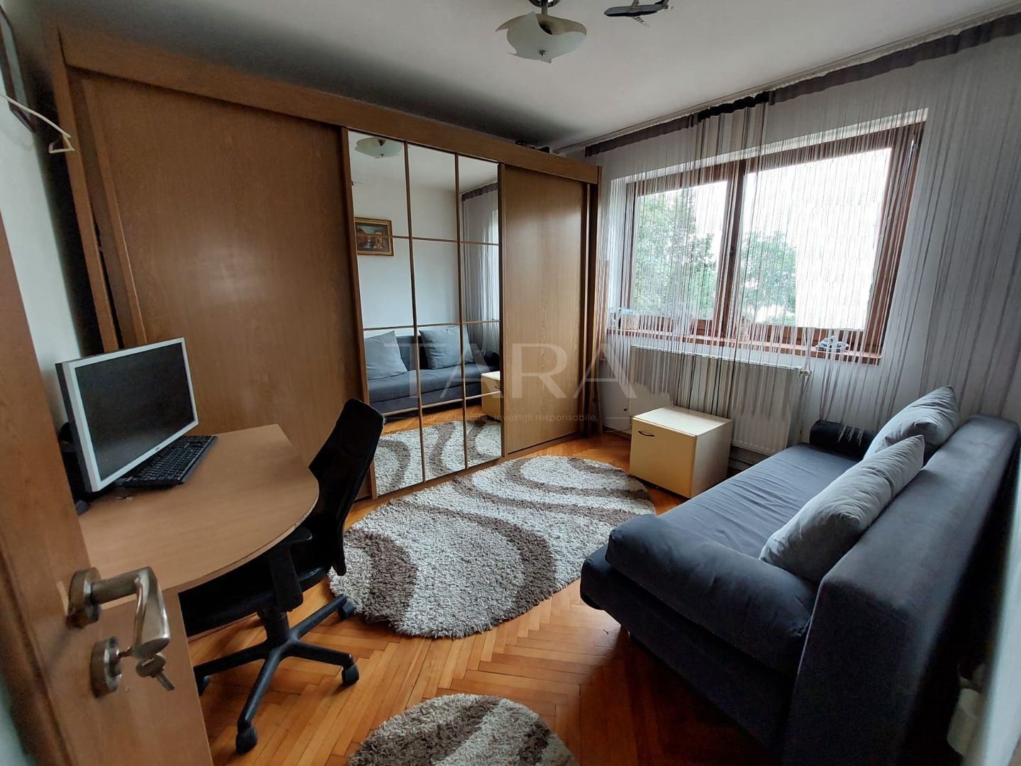 Apartament 3 camere decomandat, investitie, zona Ion Mester. - Poză 1