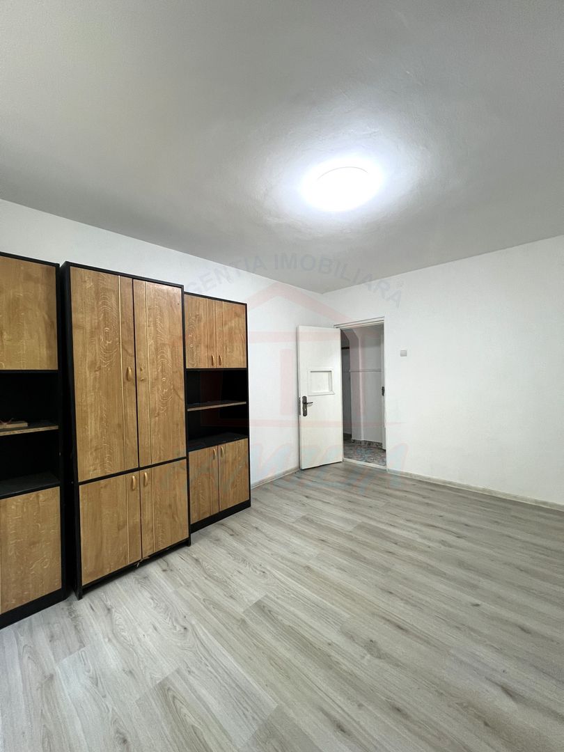 🏡 Garsonieră luminoasă de vânzare | Micro 19, Galați | 31.000 € neg - Poză 3
