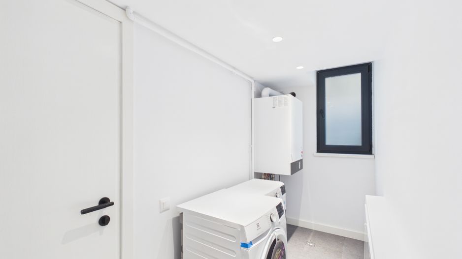 Casin-Domenii, 4 camere 140mp, terasă 25mp, mobilat, parcare subterana - Poză 13