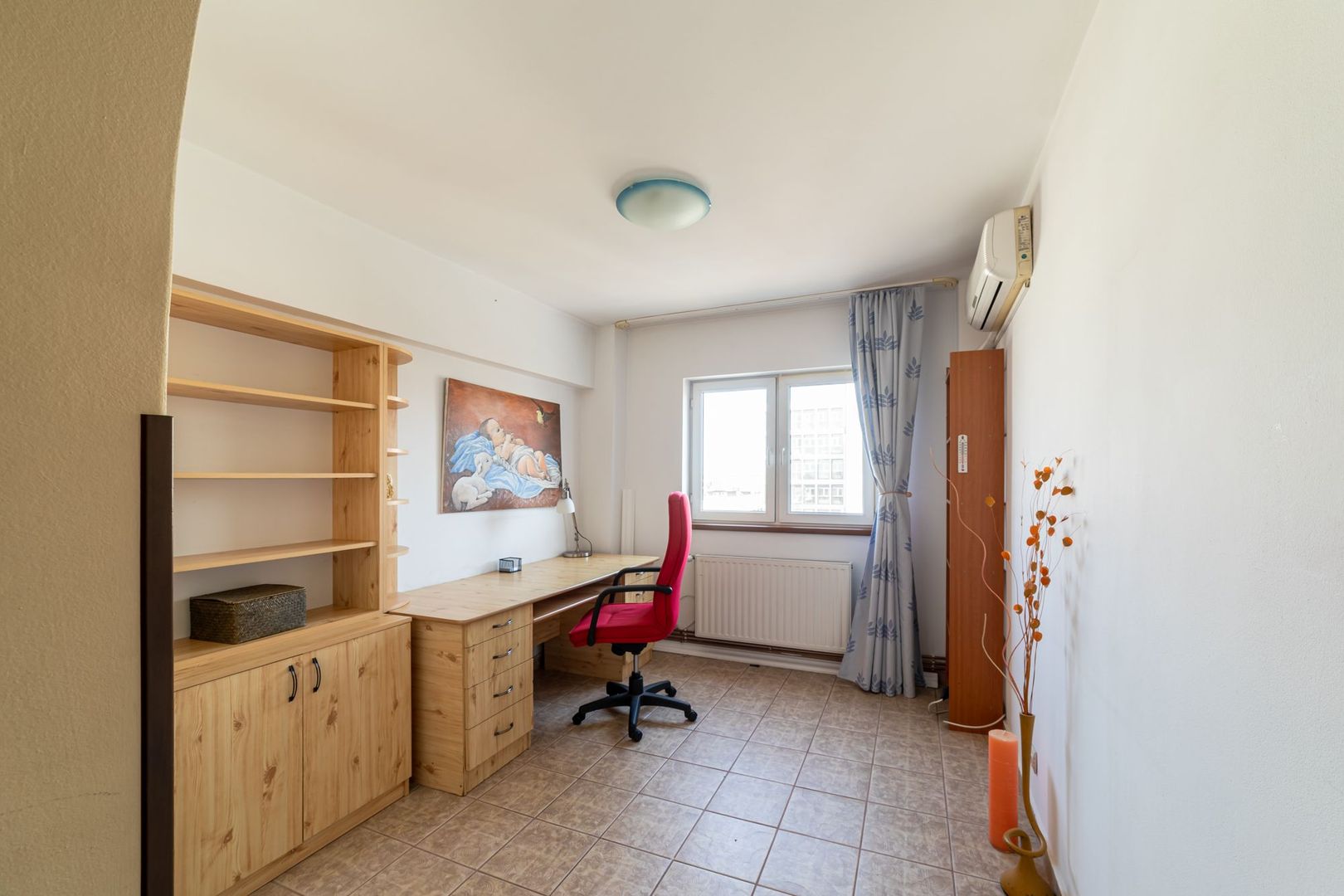 REZERVAT!!! Apartament 4 camere în Piața Spitalului - Poză 2