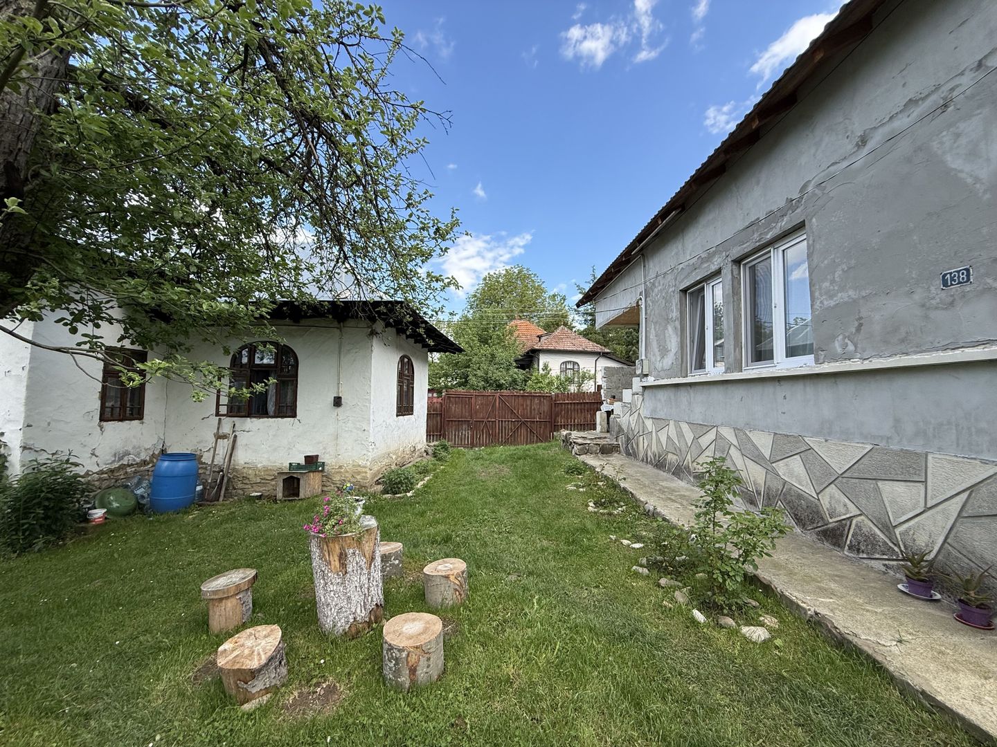 2 Case + teren 1390 mp langa parcul central Provita de Sus - Poză 33
