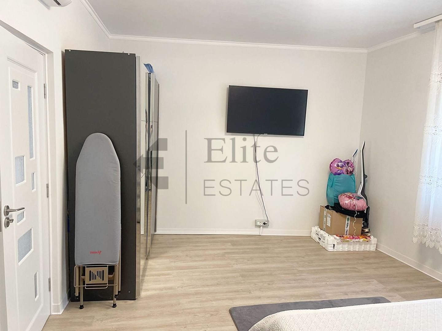 Casa cu 4 camere central in Oradea - Poză 8