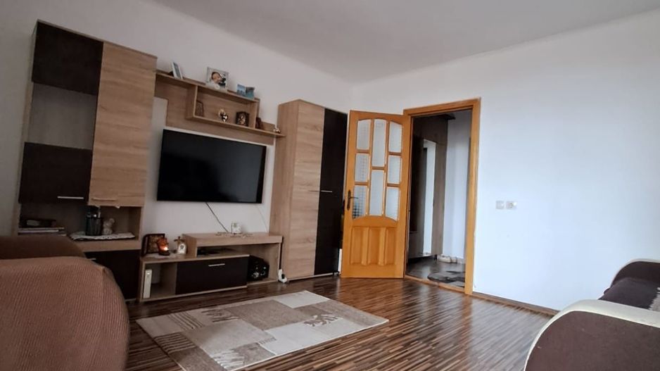 Garsonieră 34 mp | Etaj 1 | Mobilată și utilată | Zona Far – Constanța - Poză 1