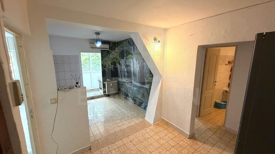 2 camere decomandat - etaj 2 - 52mp - teava de gaze - Sarari - Poză 3