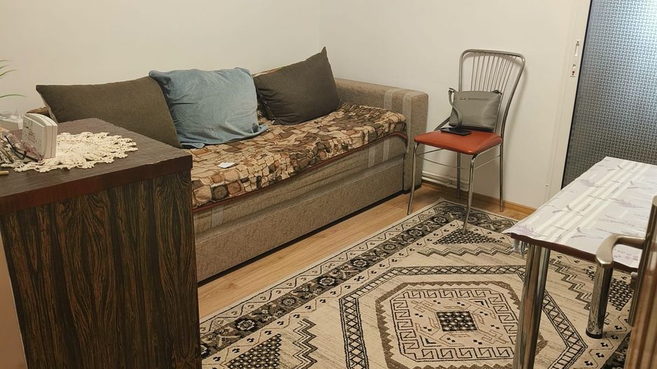 Casa singur in curte zona Astra - Poză 6