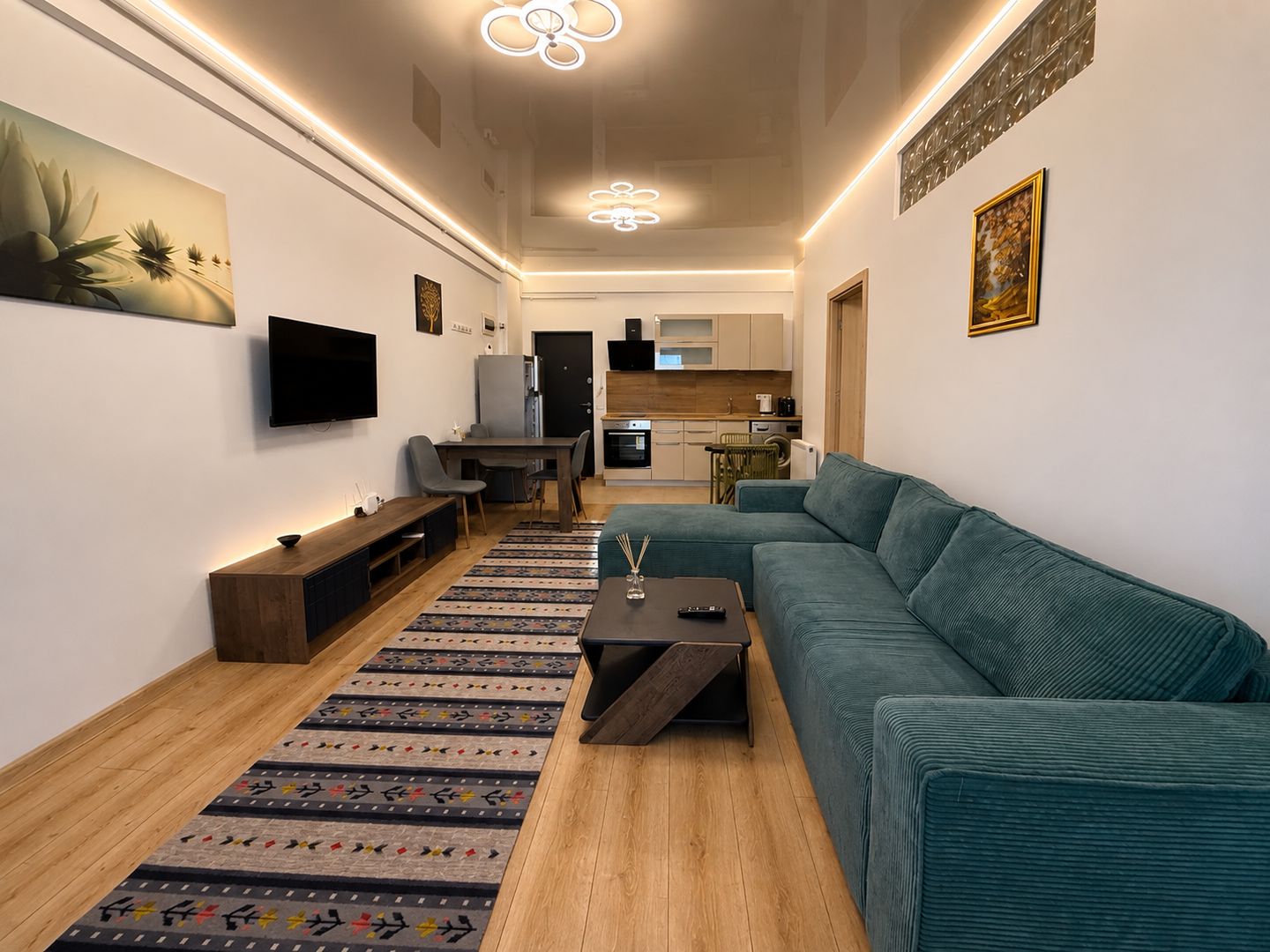 Apartament cu 3 camere de vanzare in Mamaia Nord Costanta - Poză 2