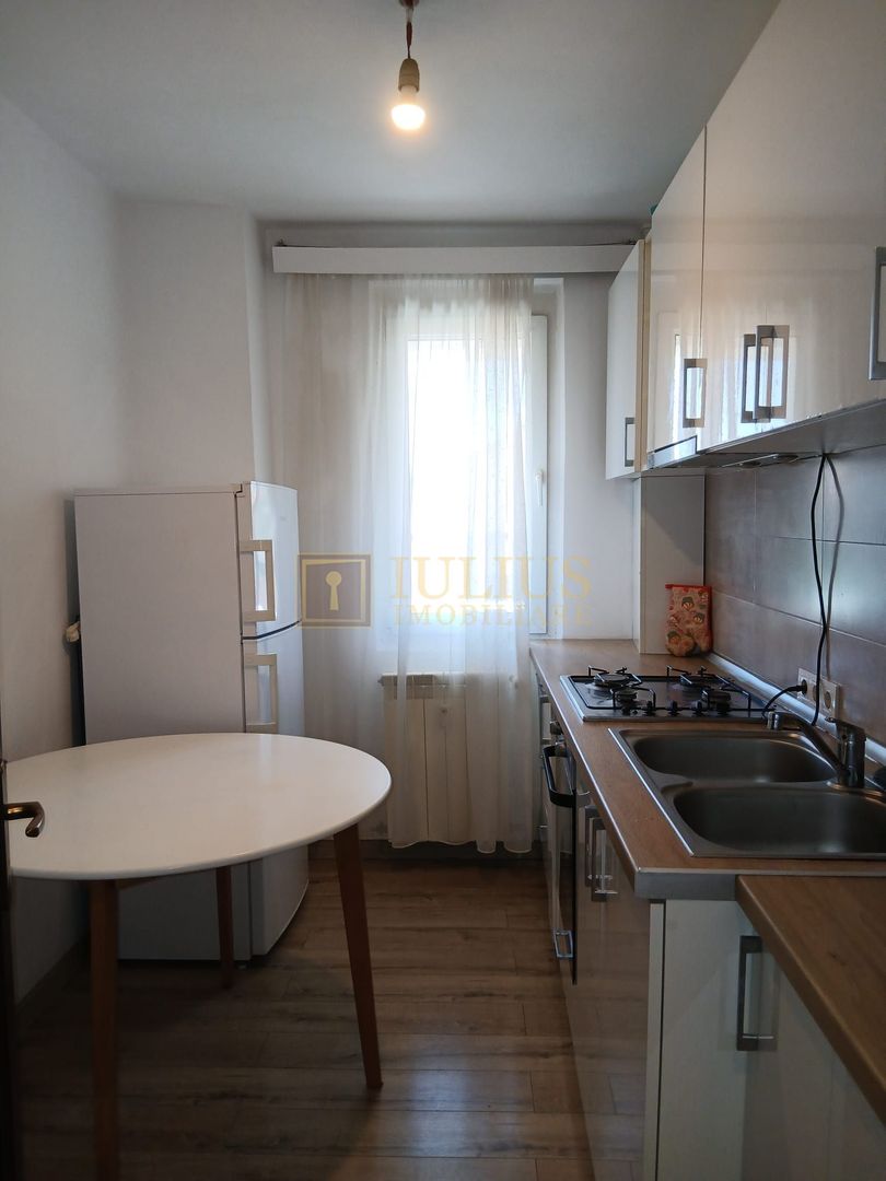 Apartament cu 3 camere in Complexul Studentesc - Poză 9