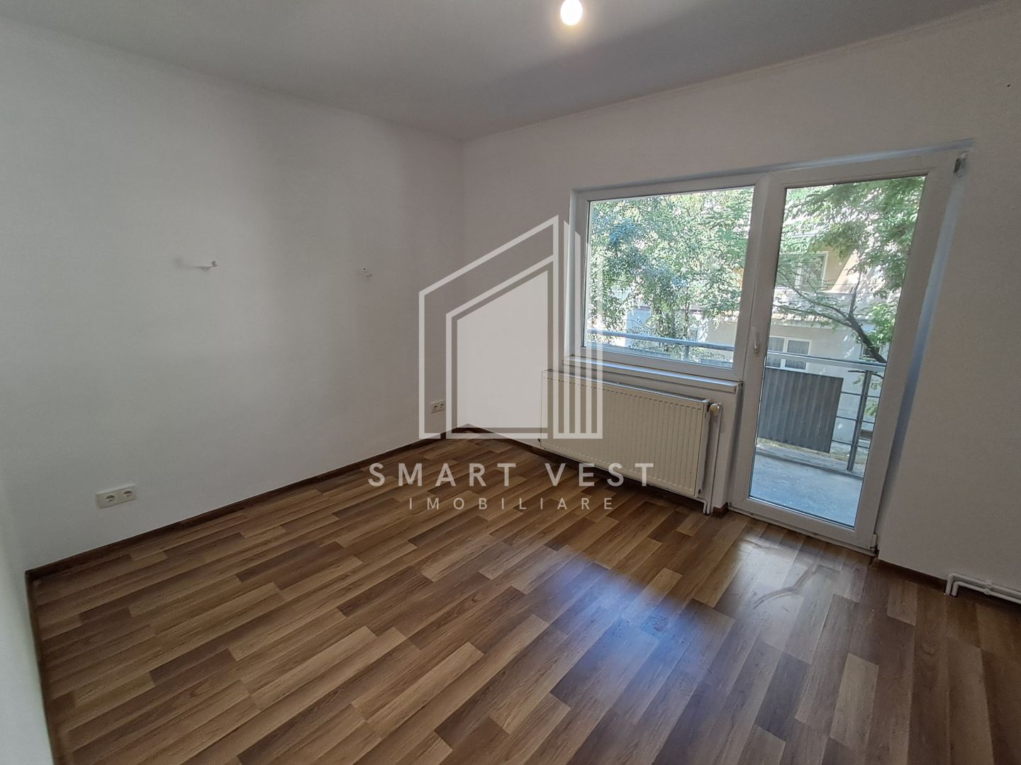 Apartament 4 camere |  Etajul 1 | Zona Micro 16 - Poză 8