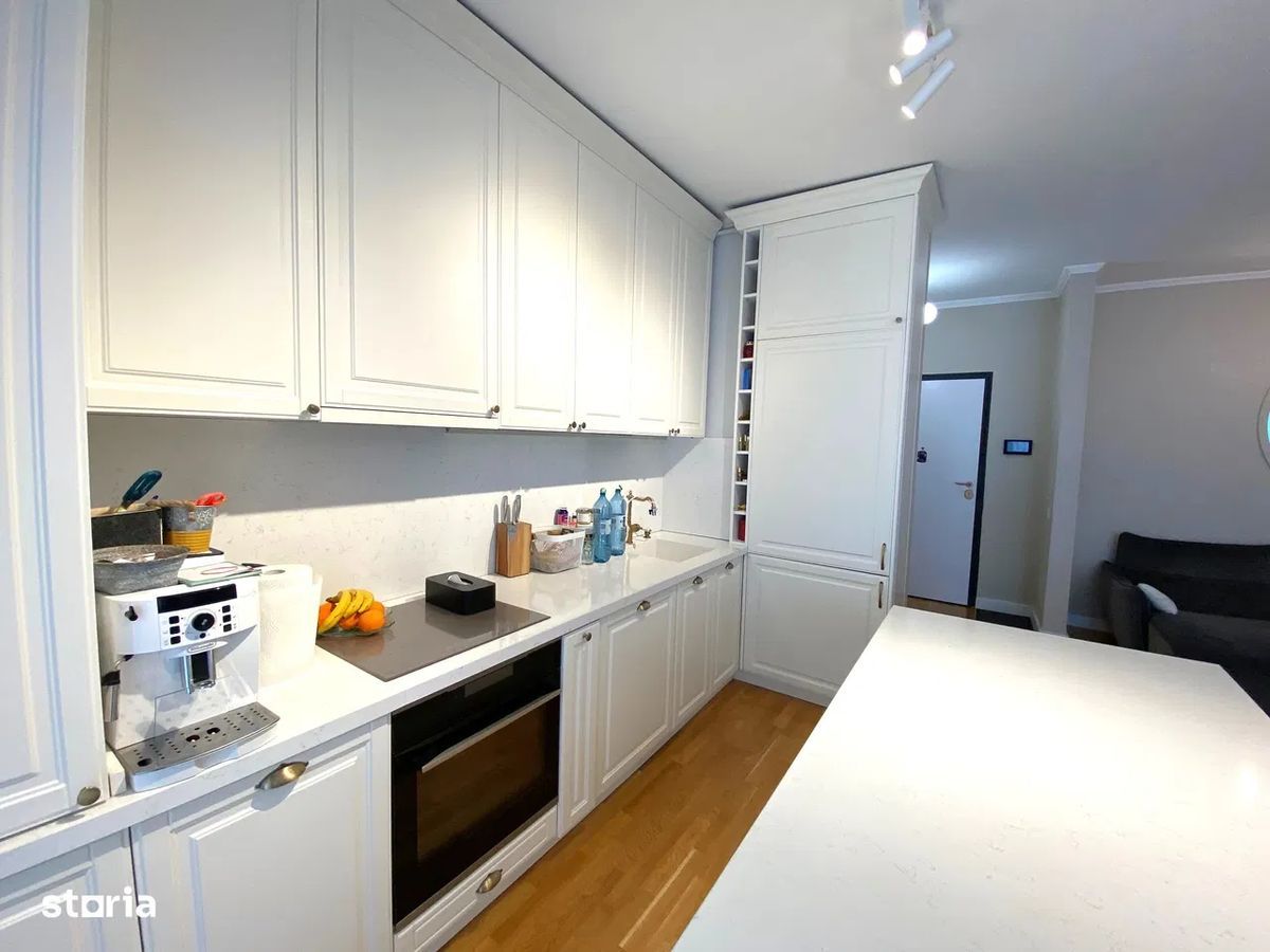 Apartament cu 4 camere  Fizicienilor - District - Poză 3