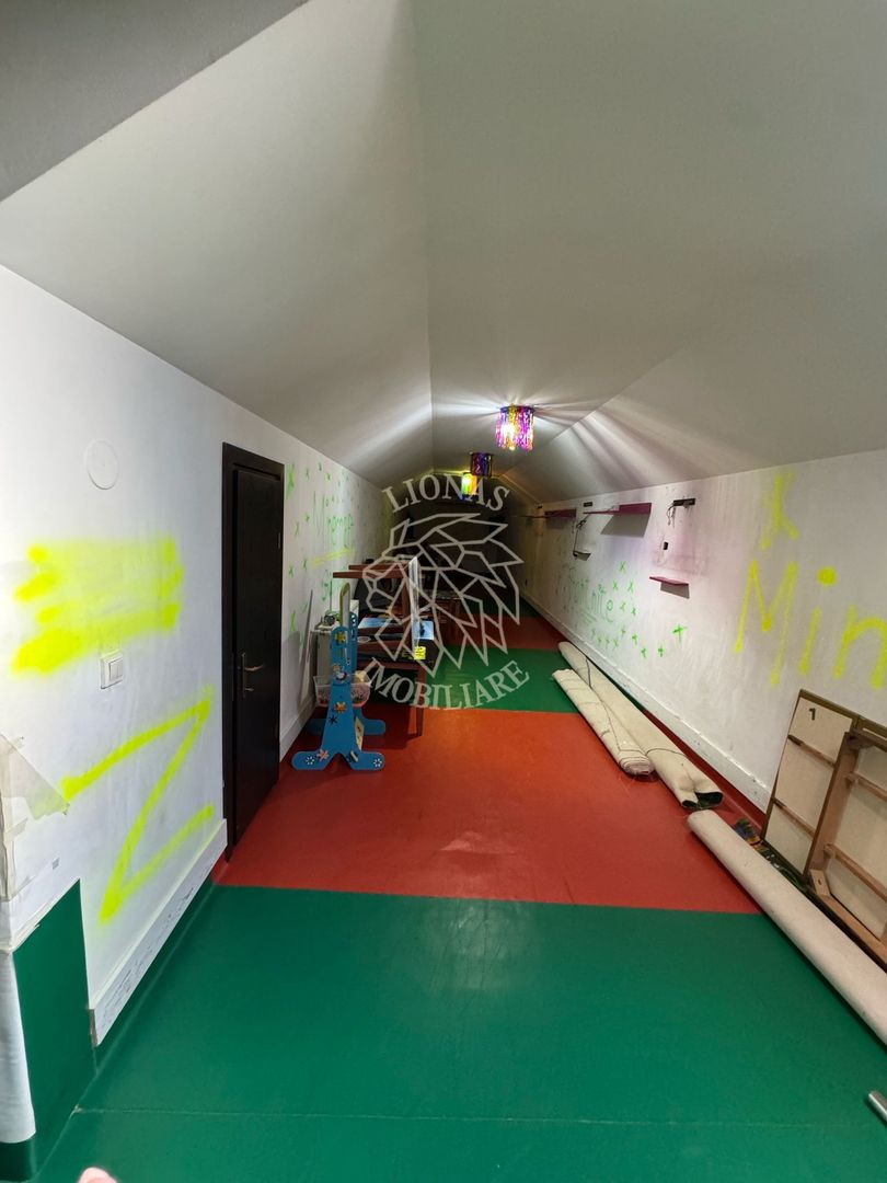 Spatiu comercial 80 mp-ideal spatiu de joaca,sala de curs-Central - Poză 4