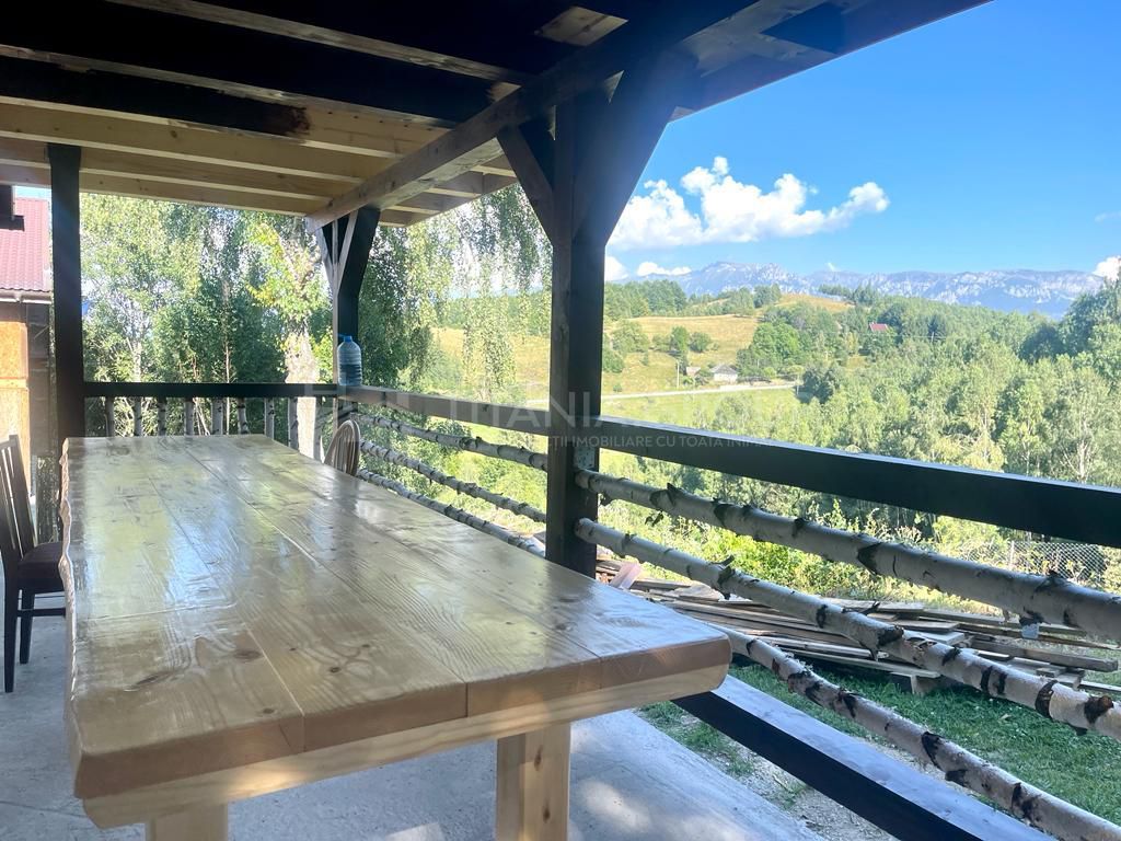INVESTITIE Vila moderna + vila la rosu, teren 1480 padure - Poză 12