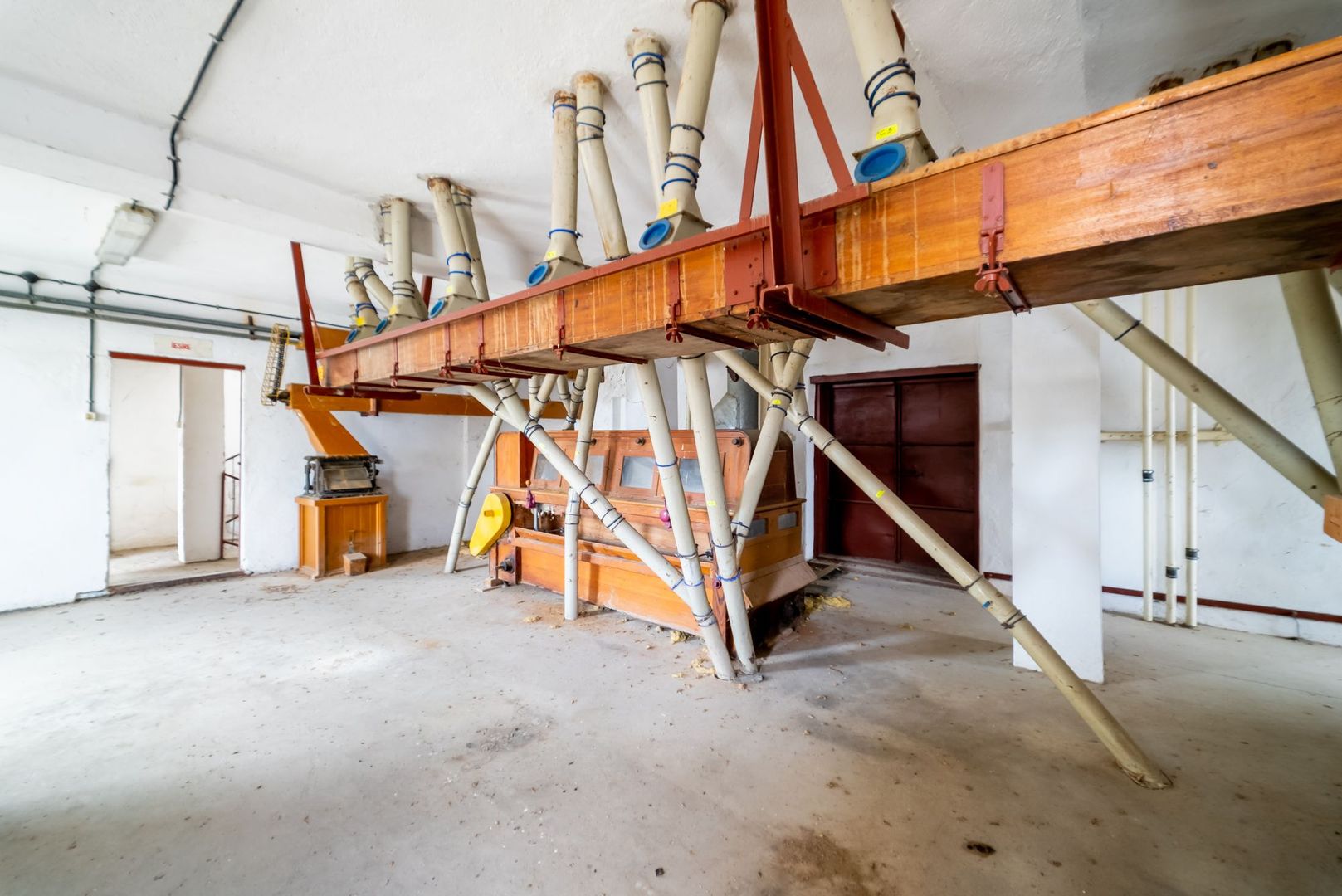 Oportunitate de investiție în Orașul Lipova - Poză 3