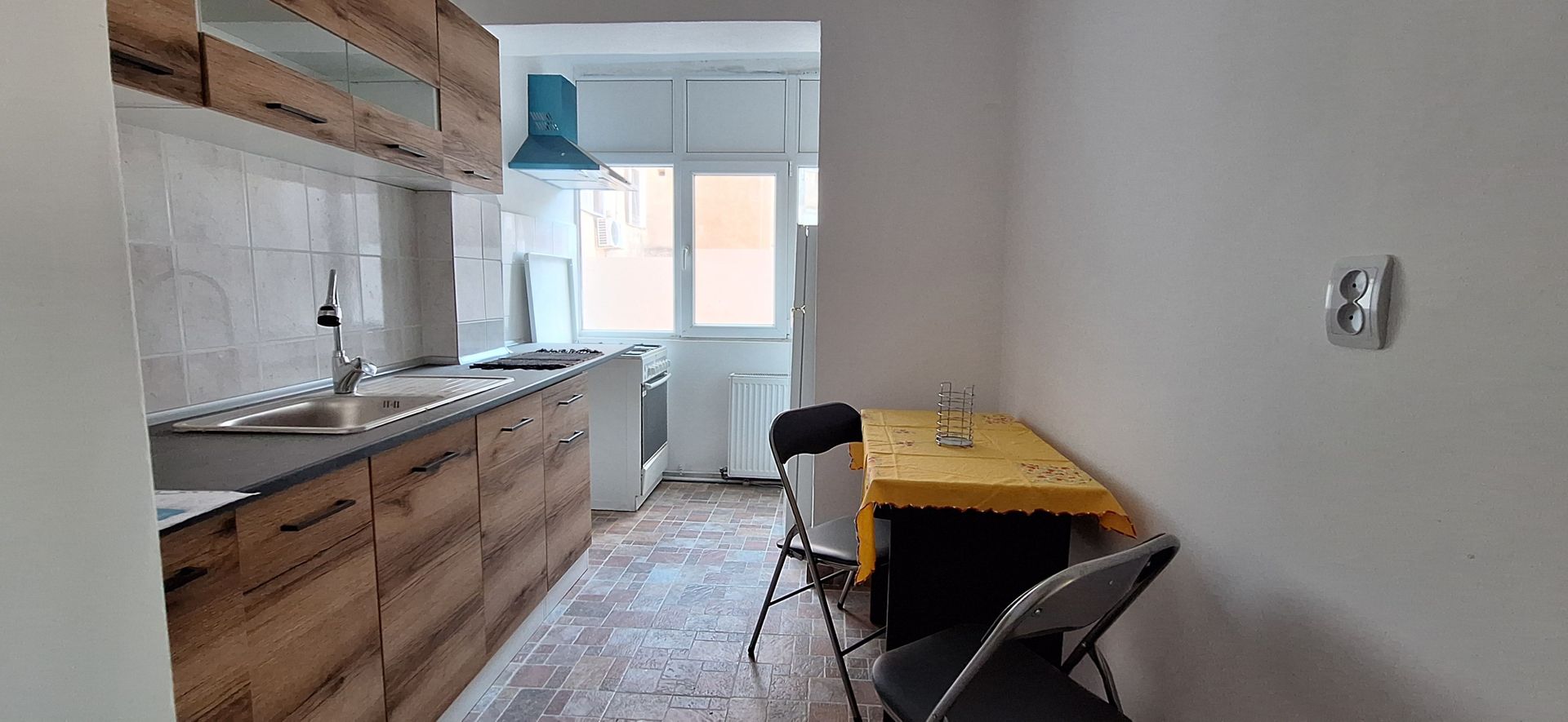 Apartament cu 3 camere - Central - Poză 6