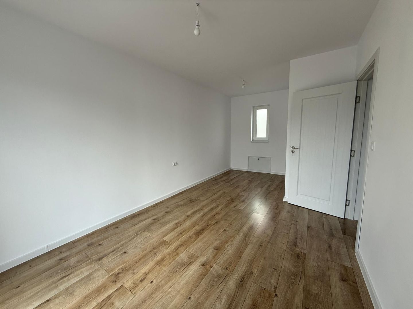 Casa/Vilă P+1 cu 4 camere de vânzare - Sânpetru - Poză 16