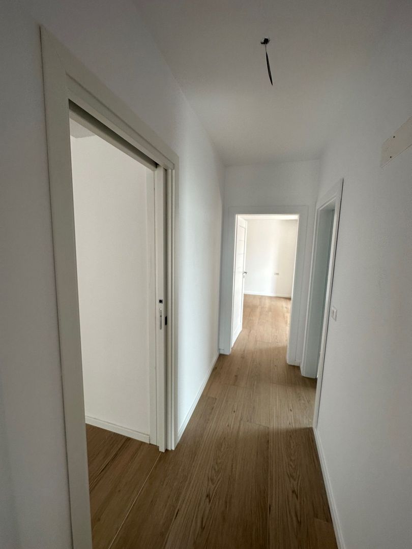 Apartament 3 camere bloc nou - Poză 5