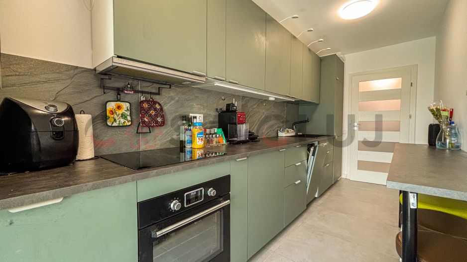 Apartament La Cheie in Seasons - Parcare Subterana - Poză 13