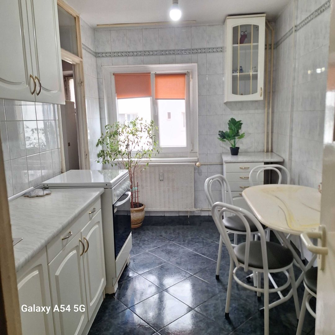 Inchiriere 2 camere rond alba iulia/bd decebal 520 euro - Poză 5