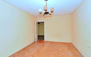 Vanzare apartament 3 camere, decomandat, etaj 2, Gavana - Poză 3