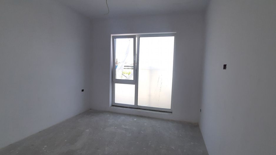 Duplex parter cu 4 camere - zona CORA - Poză 9