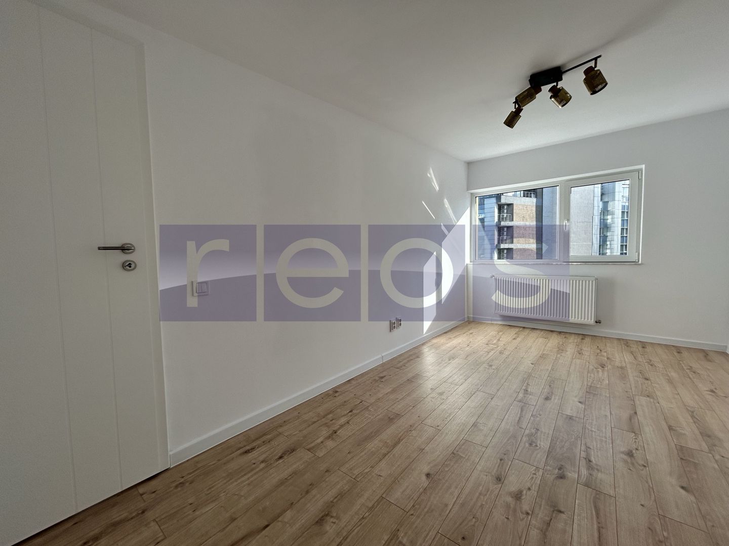 VANZARE TRIPLEX | PIATA VICTORIEI | 6 CAMERE |  244 mp UTILI | - Poză 8