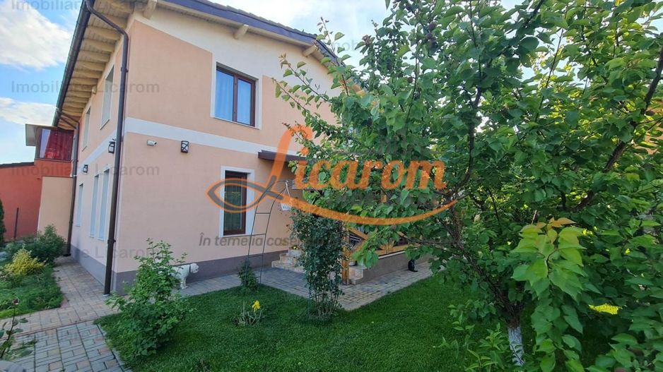 Duplex Sanpetru P+E,5 camere,teren 375 mp,260000 euro - Poză 1