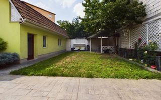 Casă cochetă pe strada Făt Frumos. - Poză 18