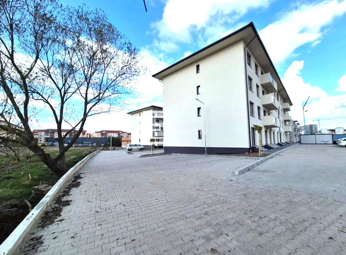 Apartament 3 camere cu 2 grădini, balcon și parcare gratuită, Doamna Stanca - Poză 10