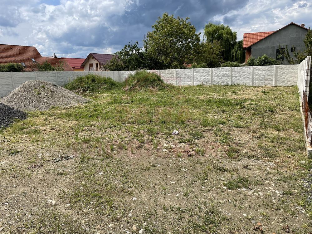 TEREN INTRAVILAN DE VÂNZARE 545 MP \ CARANSEBEȘ \ZONA RACOVIȚEI - Poză 2