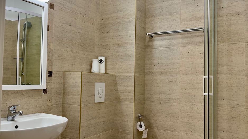 Apartament 3 camere, bloc nou, centrala proprie, parcare subterana inclusa. - Poză 11