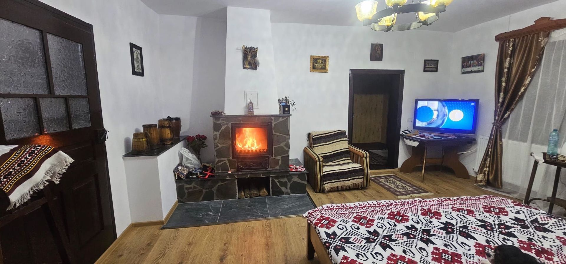 Cazare in Bucovina, Gura Humorului, 400 lei/noapte/toata casa - Poză 4