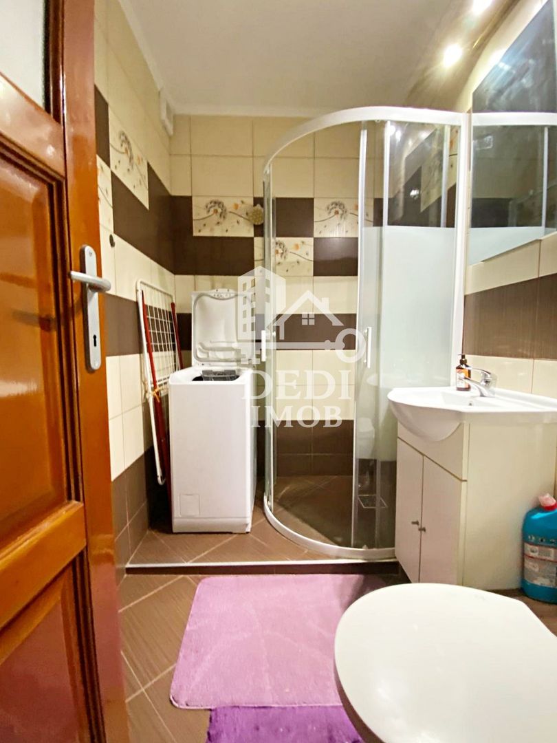 Apartament 3 camere de inchiriat in zona Rogerius, Oradea - Poză 12