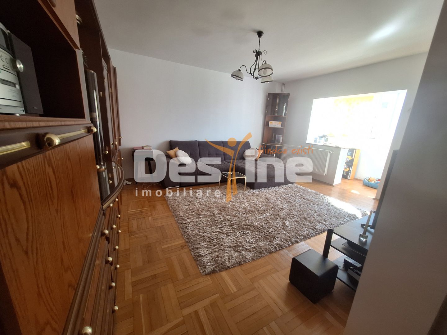 Apartament 3 camere de închiriat | Nerva Traian – Bd. Unirii | Parcare - Poză 1