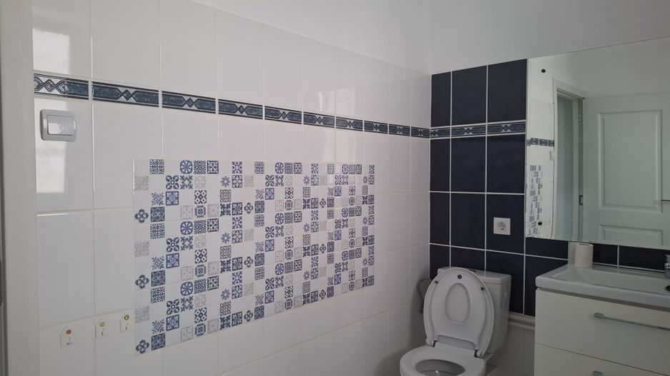 URGENT!,  PARCARE DEDICATA,CURTE EXCLUSIVA, MANSARDA BONUS, NEGOCIABIL - Poză 12