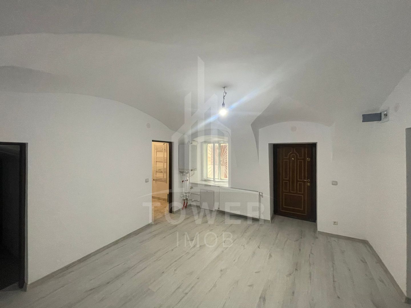 SUPER OFERTA! Apartament la casă în zonă premium - Poză 3