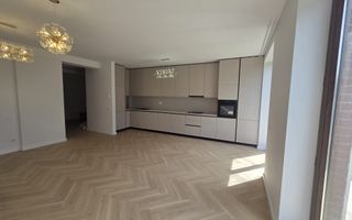 Casă tip townhouse cu grădină proprie în Tunari Park Villas - Poză 4