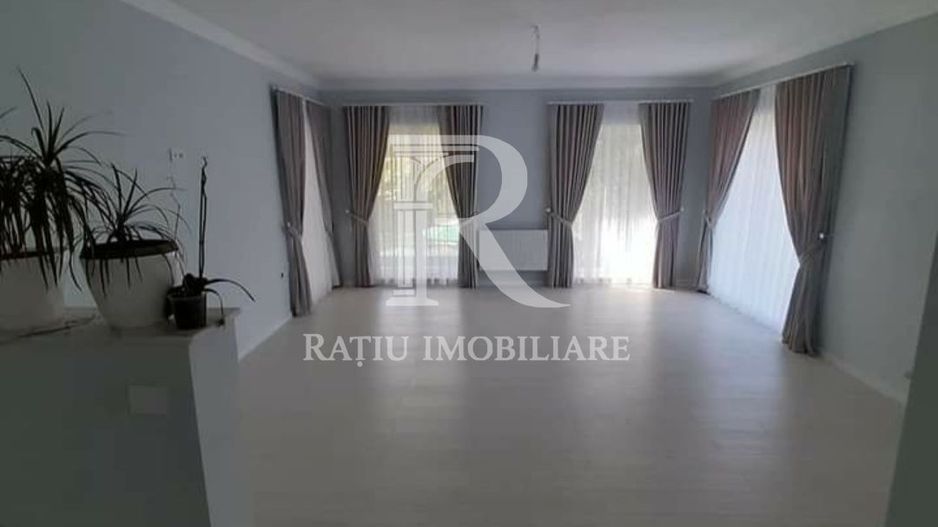 Vilă D+P+M | 238 Mp Sol | Teren 934 mp | Centru Sântandrei | Bihor - Poză 10