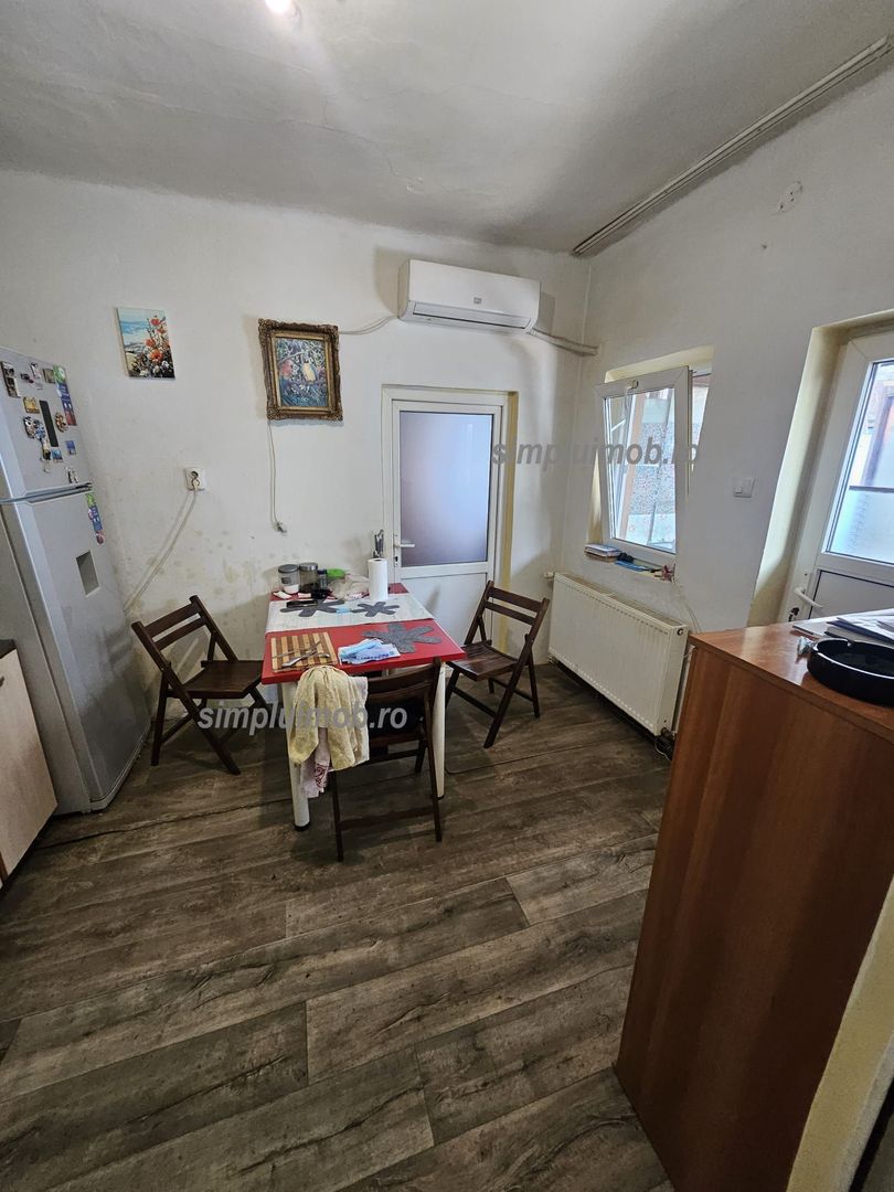 Casa/Vila sector 4 - Poză 12