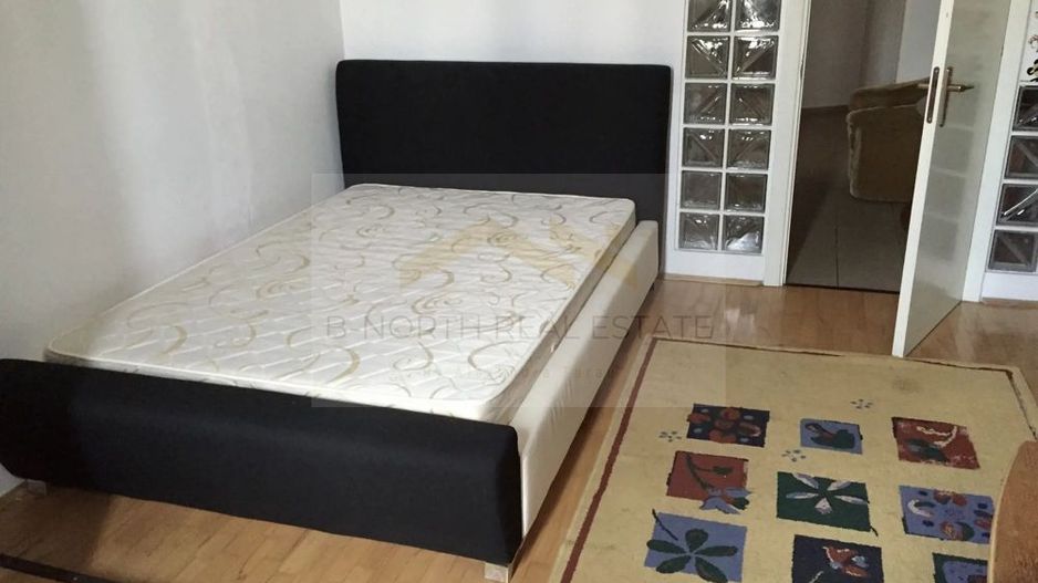 Apartament 4 camere de închiriat, decomandat, cu loc de parcare, ideal pentru fa - Poză 10