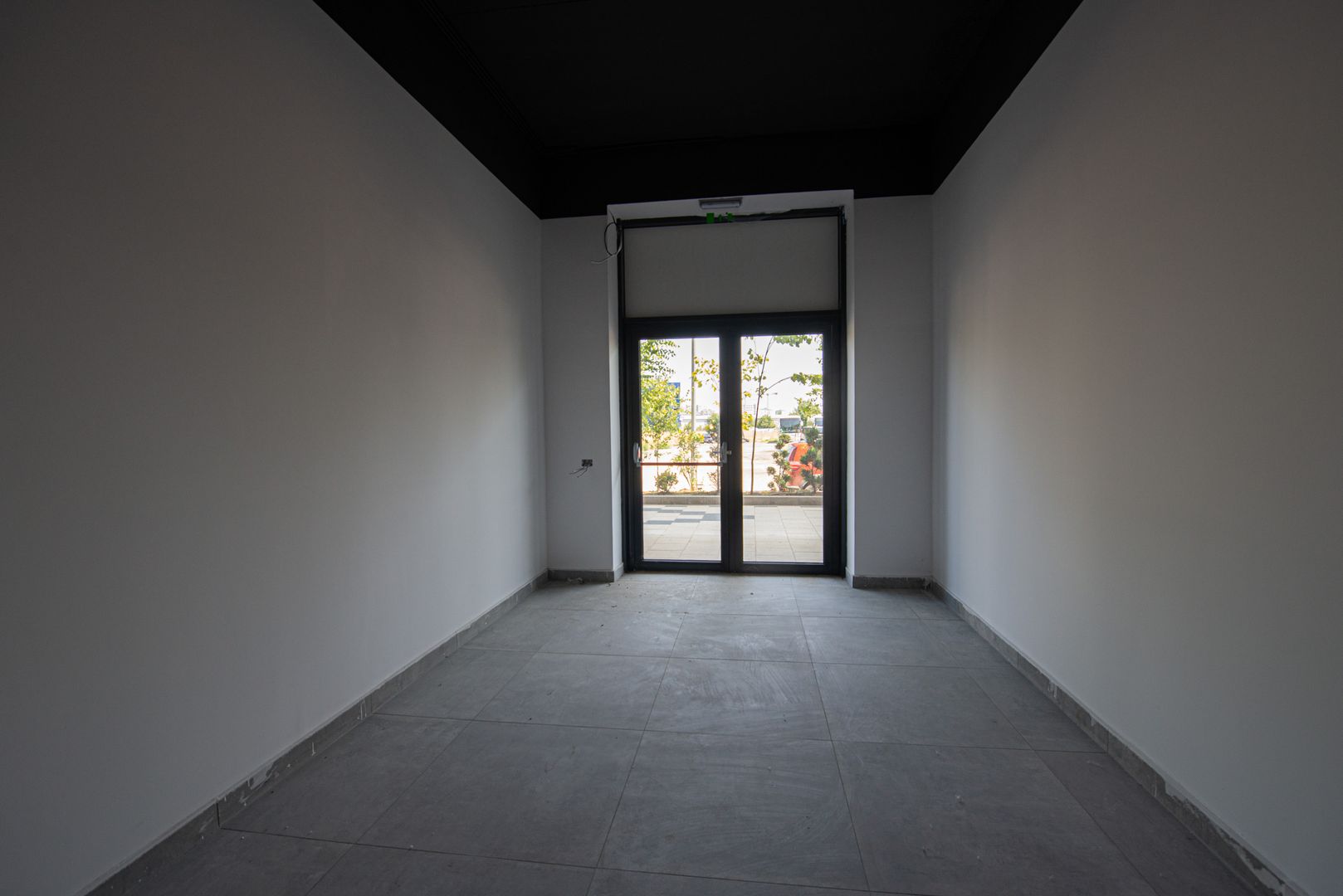 Spatiu comercial de inchiriat 86mp cu vitrina Militari - Poză 14