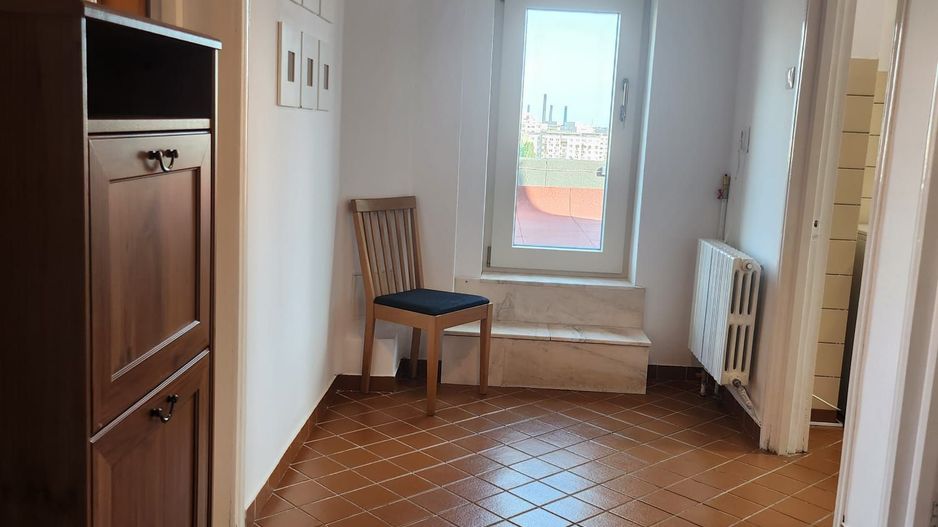 De Inchiriat Garsoniera Bd. Decebal LUX cu TERASA langa Rond Alba Iulia - Poză 17