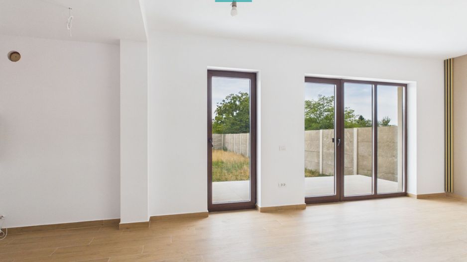 Duplex luminos 101 mp utili, teren 350mp în Covaci - Poză 10
