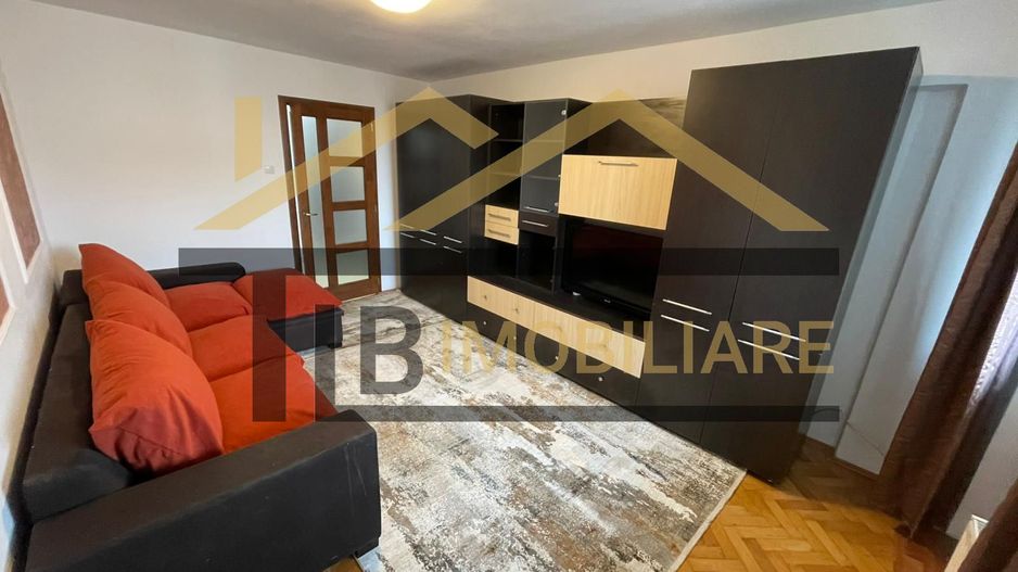 Apartament de 3 camere, 70mp, Zona Central - Poză 2