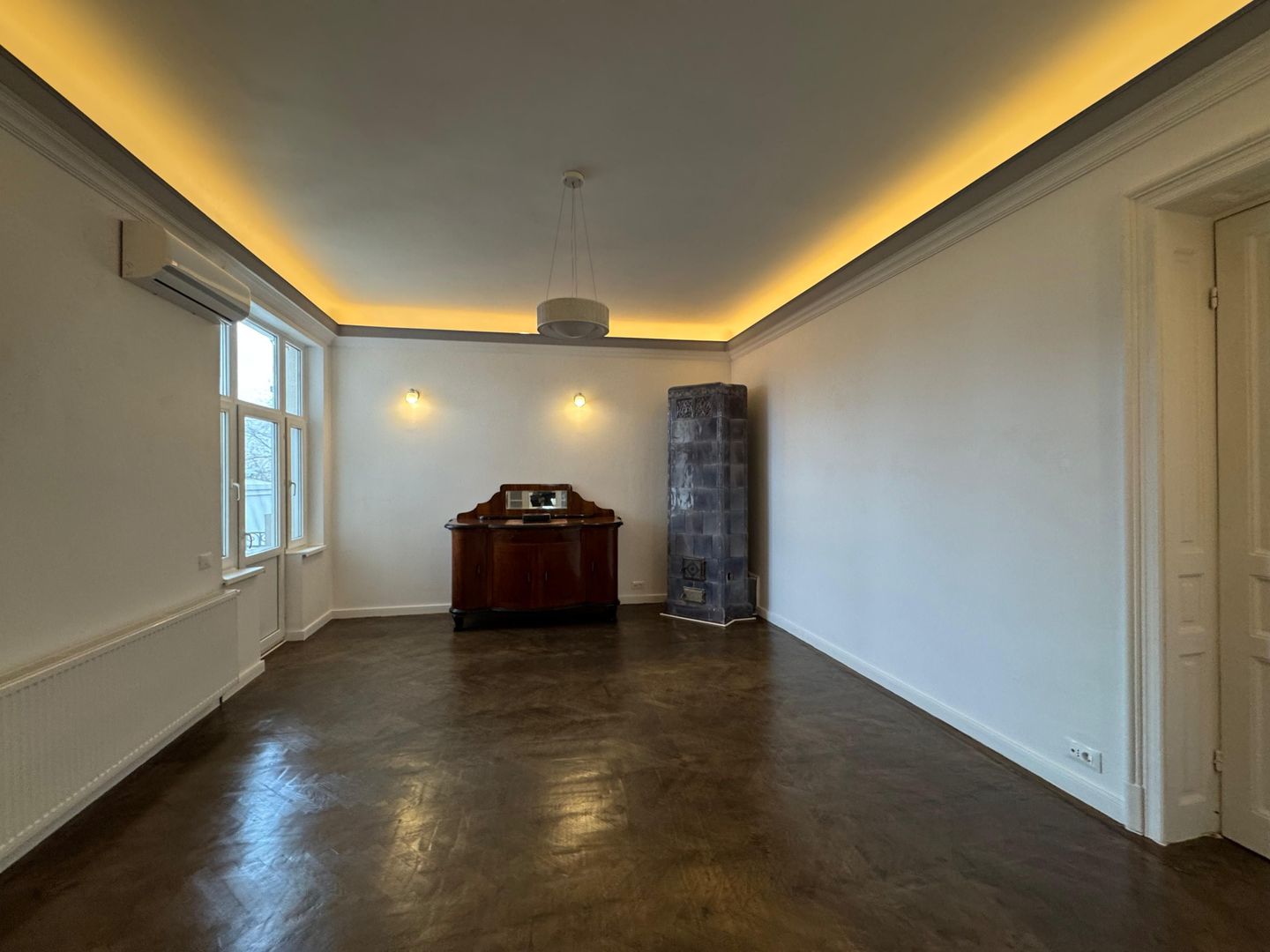 Etaj intreg, 5 camere in VILA INTERBELICA 180 mp, renovat - Poză 4