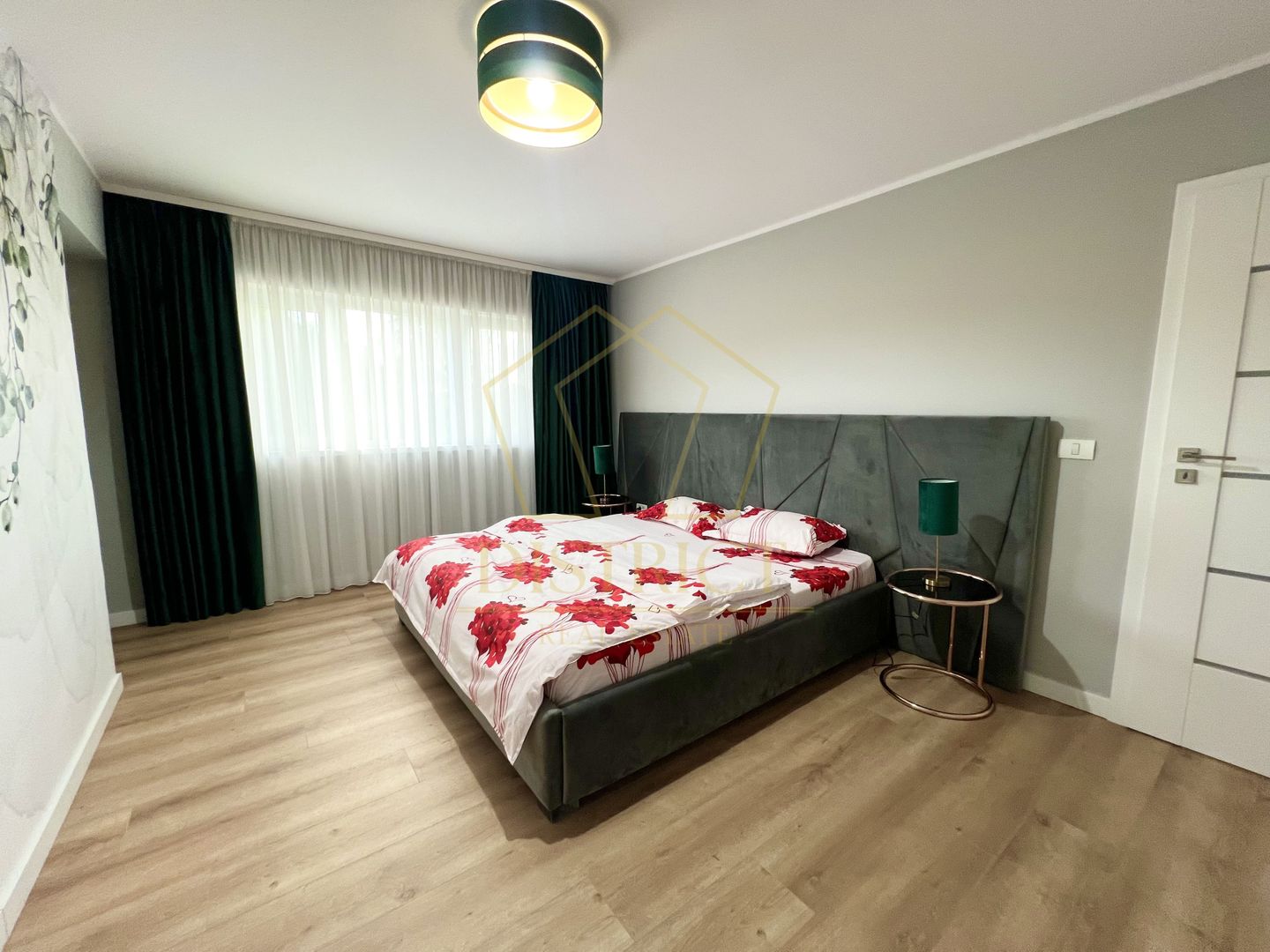 Casa superba cu 4 camere | Ciarda Rosie - Poză 10