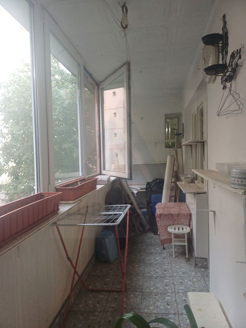 Apartament 4 camere 85 mp utili etaj 1 si pivnita in zona Vasile Aron - Poză 18
