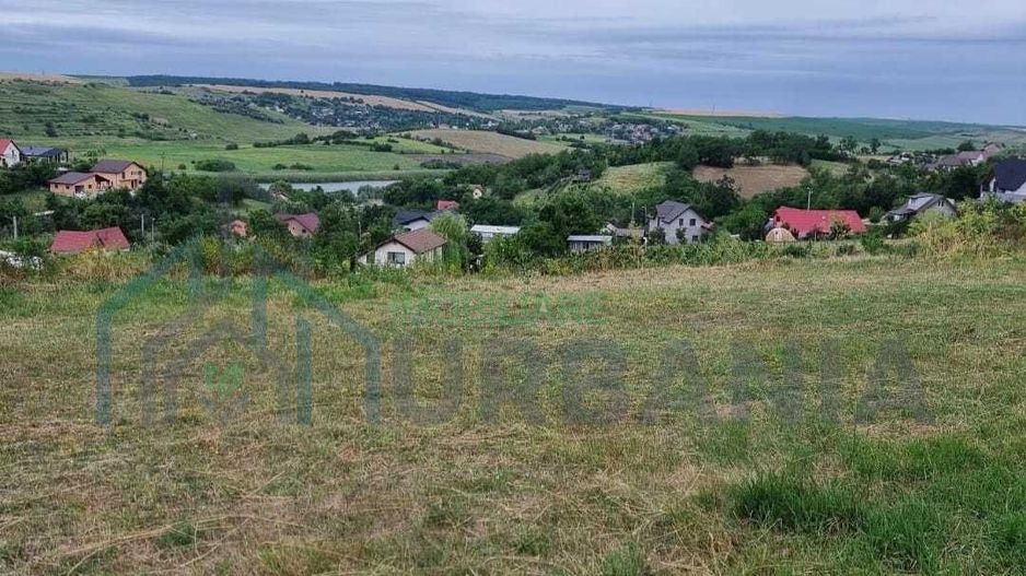 Teren de vânzare 1022 mp în Dorobanț, Iași – deschidere 21 m - Poză 1