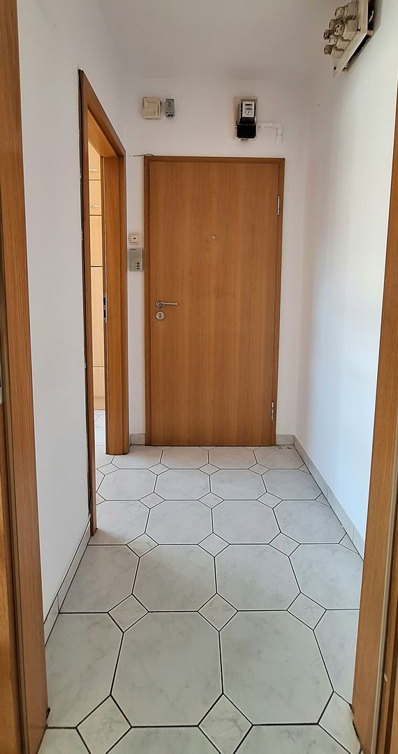 Apartament cu 2 camere - P-ta 700/Business Center - Poză 3