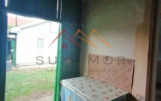 Casa rustica 3 camere, 4000 mp teren, cabana din lemn, pomi fructiferi - Poză 22