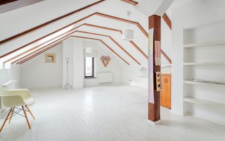 REZERVAT!!! CASA  HARMAN -COMISION 0 - Poză 41