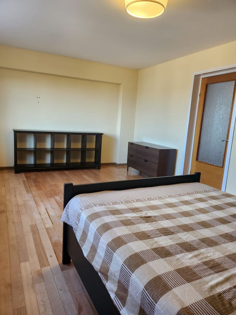 De Inchiriat Garsoniera Bd. Decebal LUX cu TERASA langa Rond Alba Iulia - Poză 26